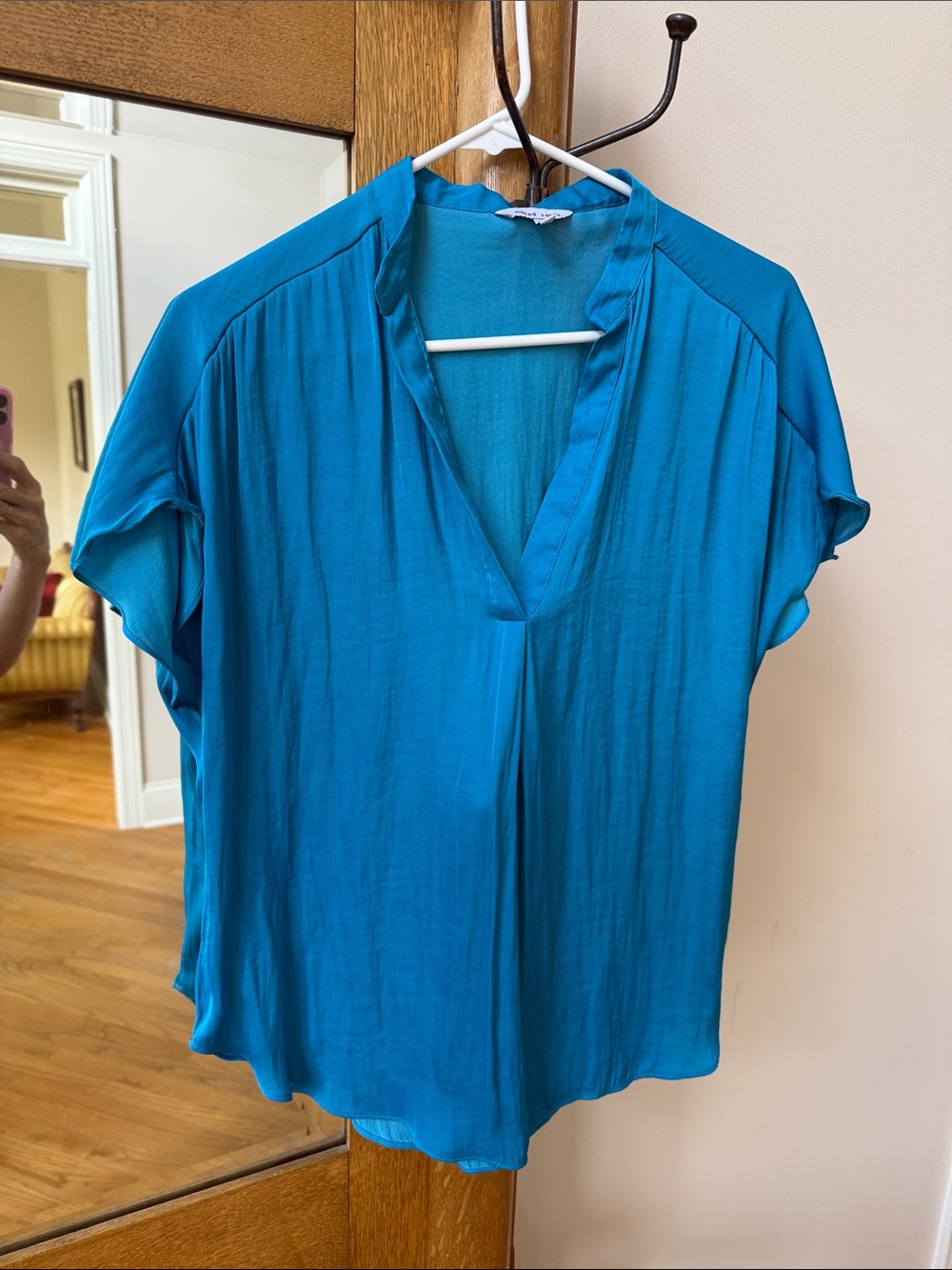 Naked Zebra Vibrant Teal V-Neck Short Sleeve Blouse